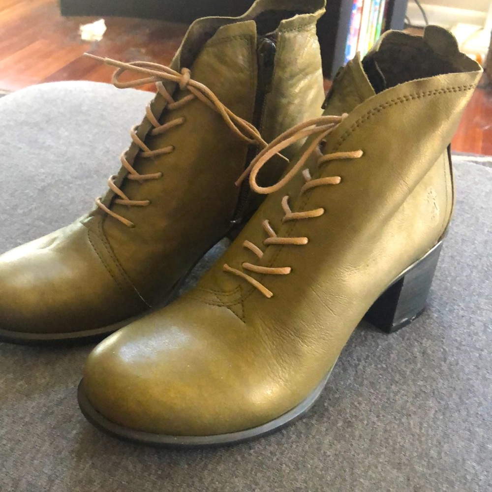 FLY London Lace-up Ankle Boots - Inet. NEVER WORN